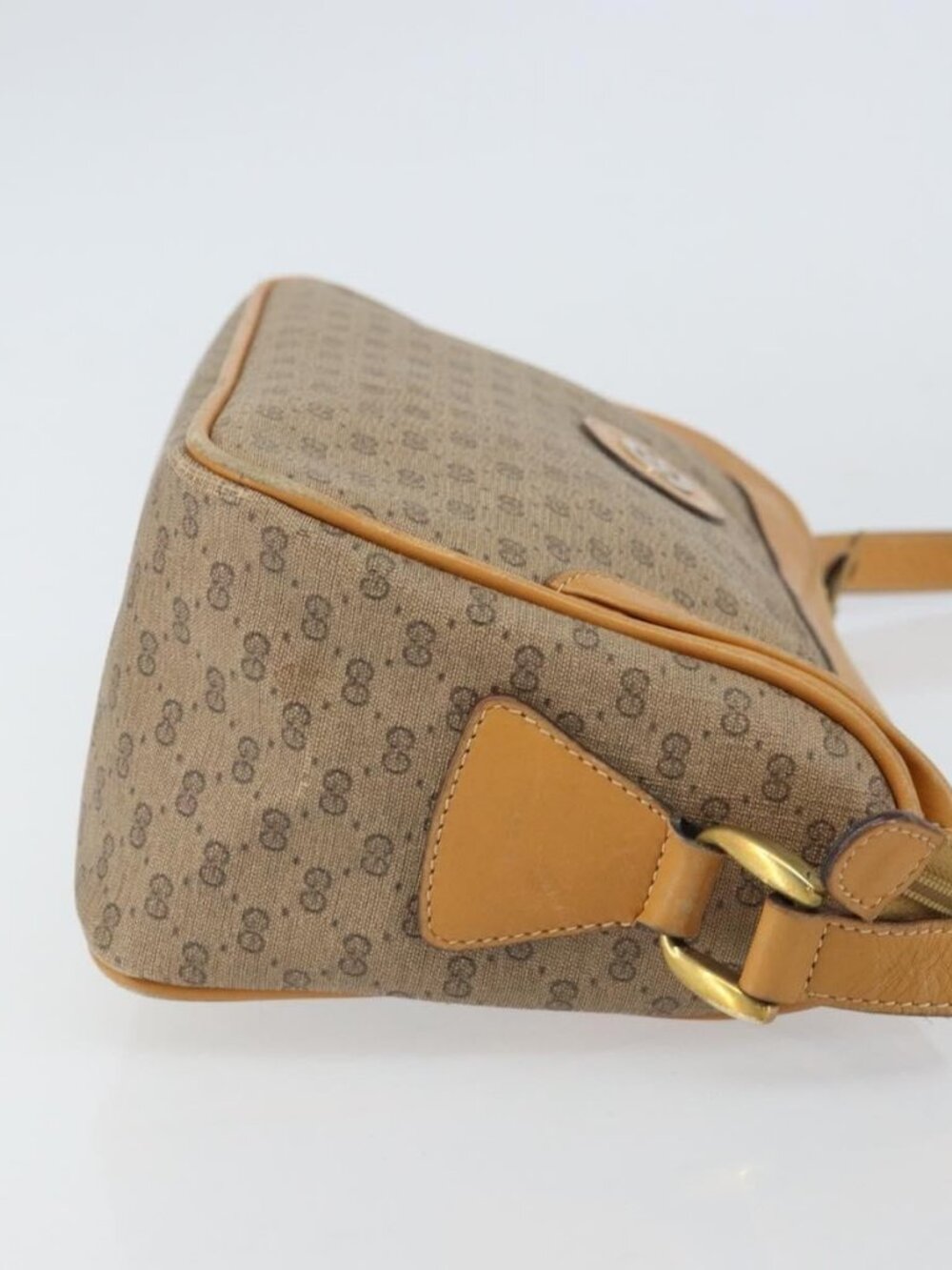 GUCCI Micro GG Supreme Shoulder Bag PVC Beige Gold Auth BA9394 - Picture 5 of 16